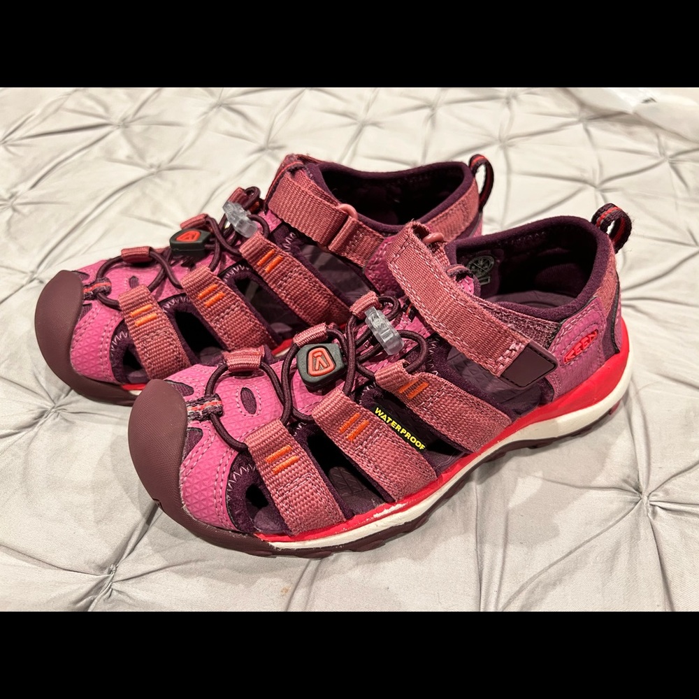 Kids Keen Newport Neo H2 - barely worn